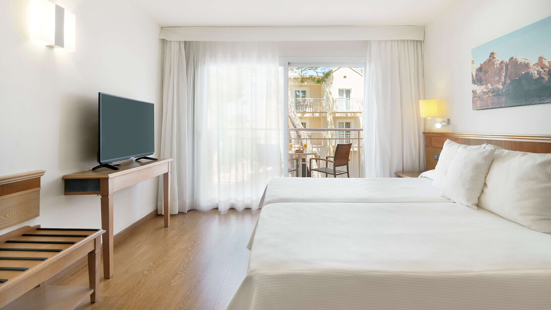 Iberostar Waves Club Cala Barca